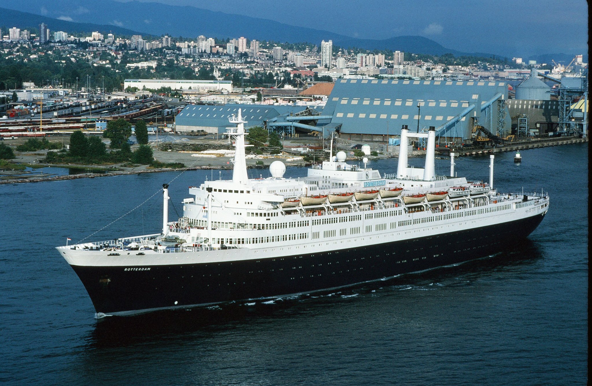 rotterdam class cruise ship